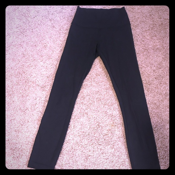 Lululemon leggings size 4 - Picture 1 of 2